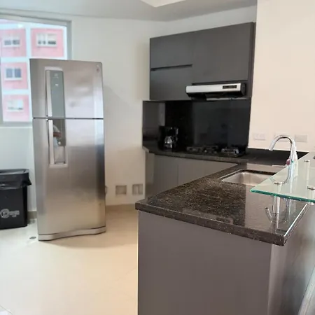 Cómodo Y Muy Bien Ubicado Frente Al Mar Apartamento